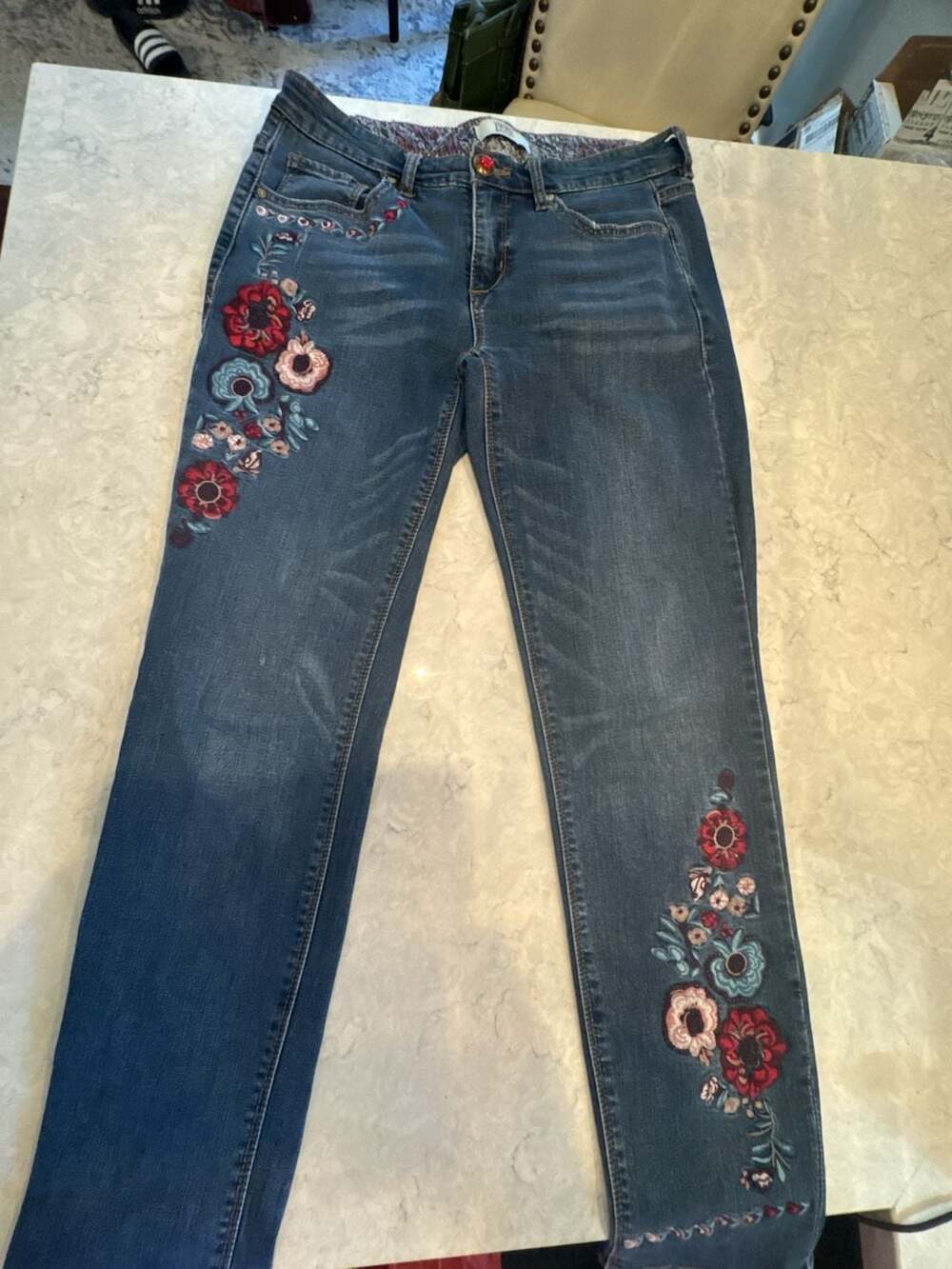 Vintage America Blues Floral Embroidered Skinny Denim Jeans Size 2R/26